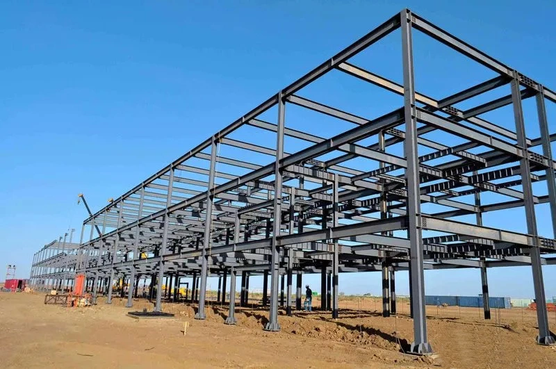 (Structure en acier) (Structure en acier)
